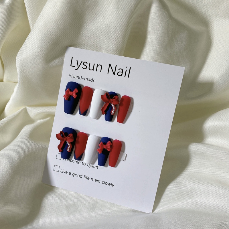 Autumn and Winter Frosted Handmade Nail Art Klein Blue Disney Runaway Princess Style Removable and Reusable Press-On Nails