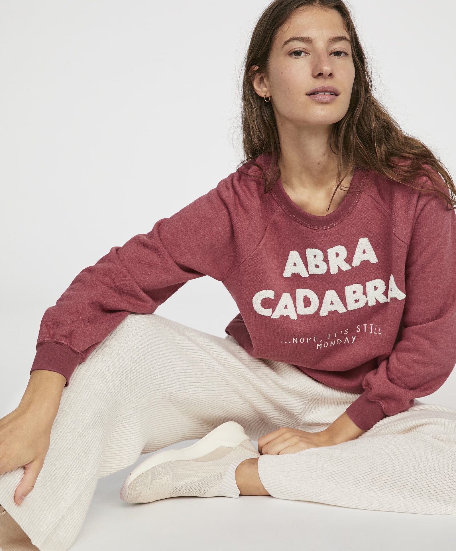 Oysho giảm giá mùa thu và mùa đông Khẩu hiệu Abracadabra cho bố mẹ tay áo pyjama 31800579671 đồ bộ nam mặc nhà