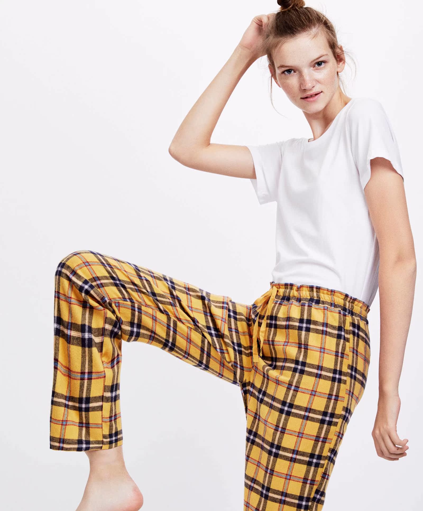 Oysho mùa thu đông giảm giá Flannel mid-eo sọc quần nhà quần quần cotton nữ 30334623325 quần short nữ lưng cao
