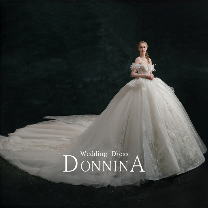 Lace wedding dress for princess, open shoulders Lace wedding dress for princess, open shoulders