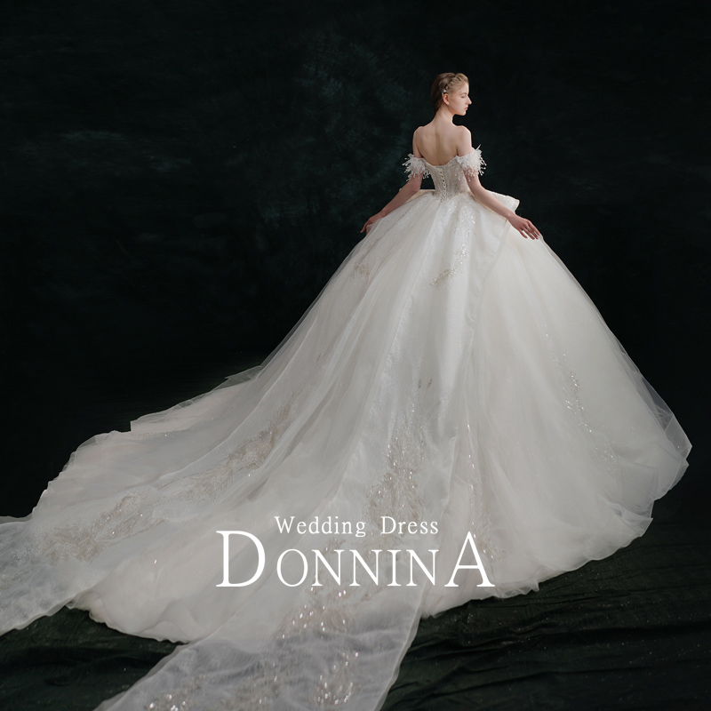 Lace wedding dress for princess, open shoulders Lace wedding dress for princess, open shoulders