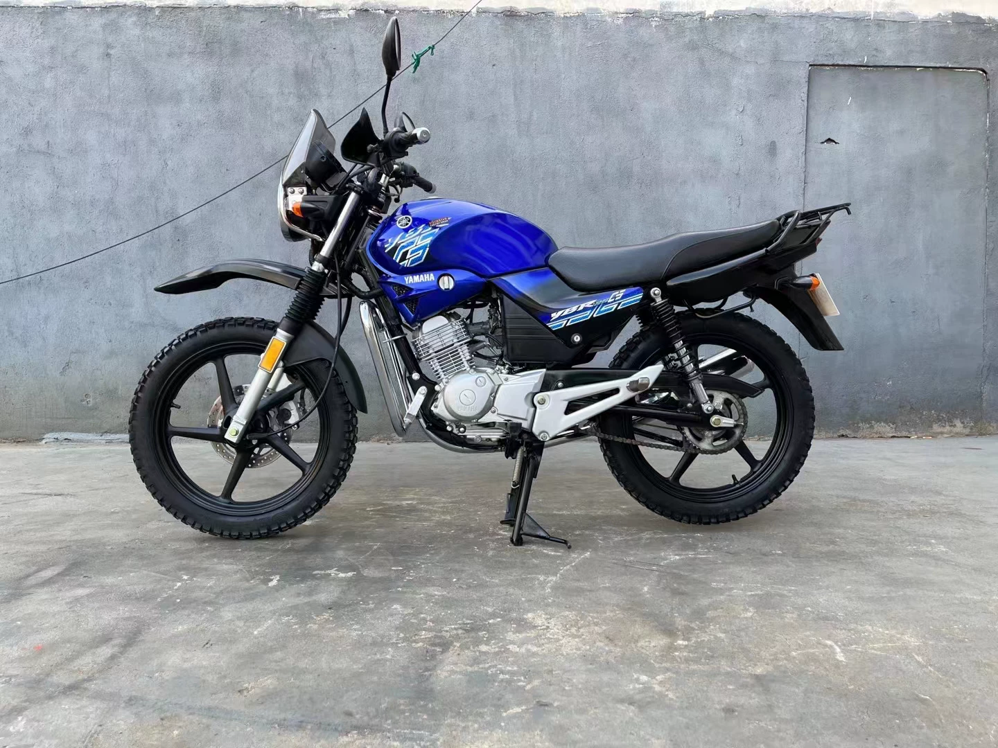 Внедорожный Yamaha Sky Sword 125cc мотоцикл мужской кросс-рейдинг Sky Halberd уличный автомобиль оригинал 90% нового