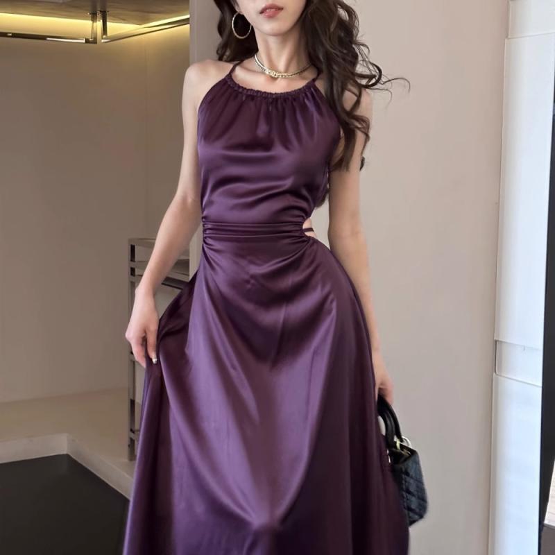 150kg Plus Size French-Style Socialite Design Halter Neck Dress with Exposed Waist, High-End Elegant Waist-Cinching Slimming Long Dress