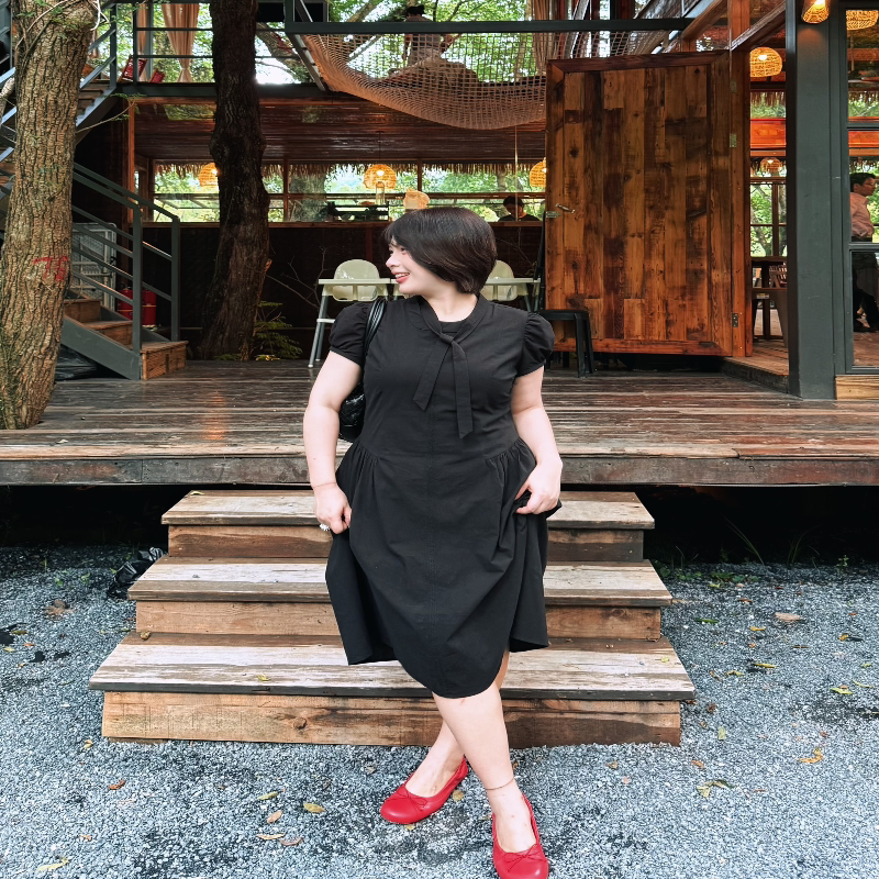 Life in Black Dress｜ D S m D ｜ Plus Size Women's Vintage Elegant Slimming Tie-Up Black Dress