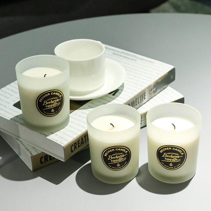 Scented Candle Cup Romantic Scented Candle Gift Box Soothing Soybean Candle Purifies the Air Without Smoke