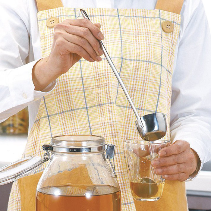 Japan imports stainless steel wines with a long handle plum wine bottle with a scoop spoon Wine Spoon Wine Thier for home Wine Hanger