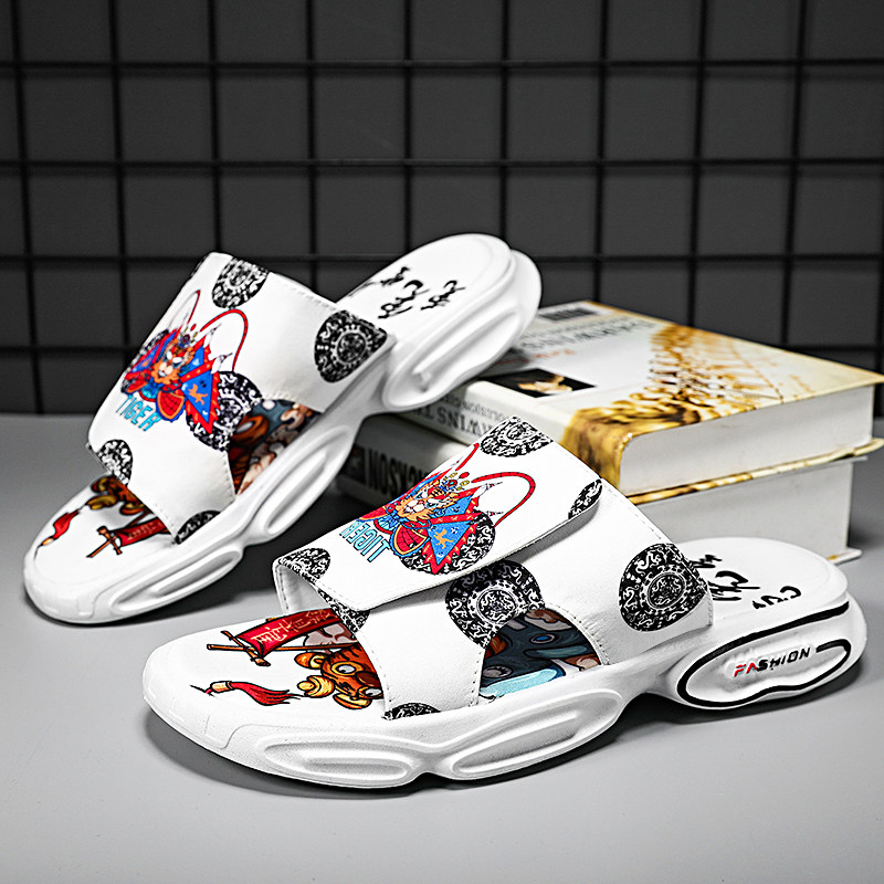 Slippers Men's Summer 2022 New Ins Tide Sports Beach Outdoor Sandals Anti-Wear And Wear Personality Country Tide Cool Tug