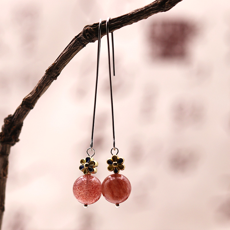 Simple long version of red strawberry crystal earrings cloisonné plum blossom earrings girly heart fashion earrings versatile and durable