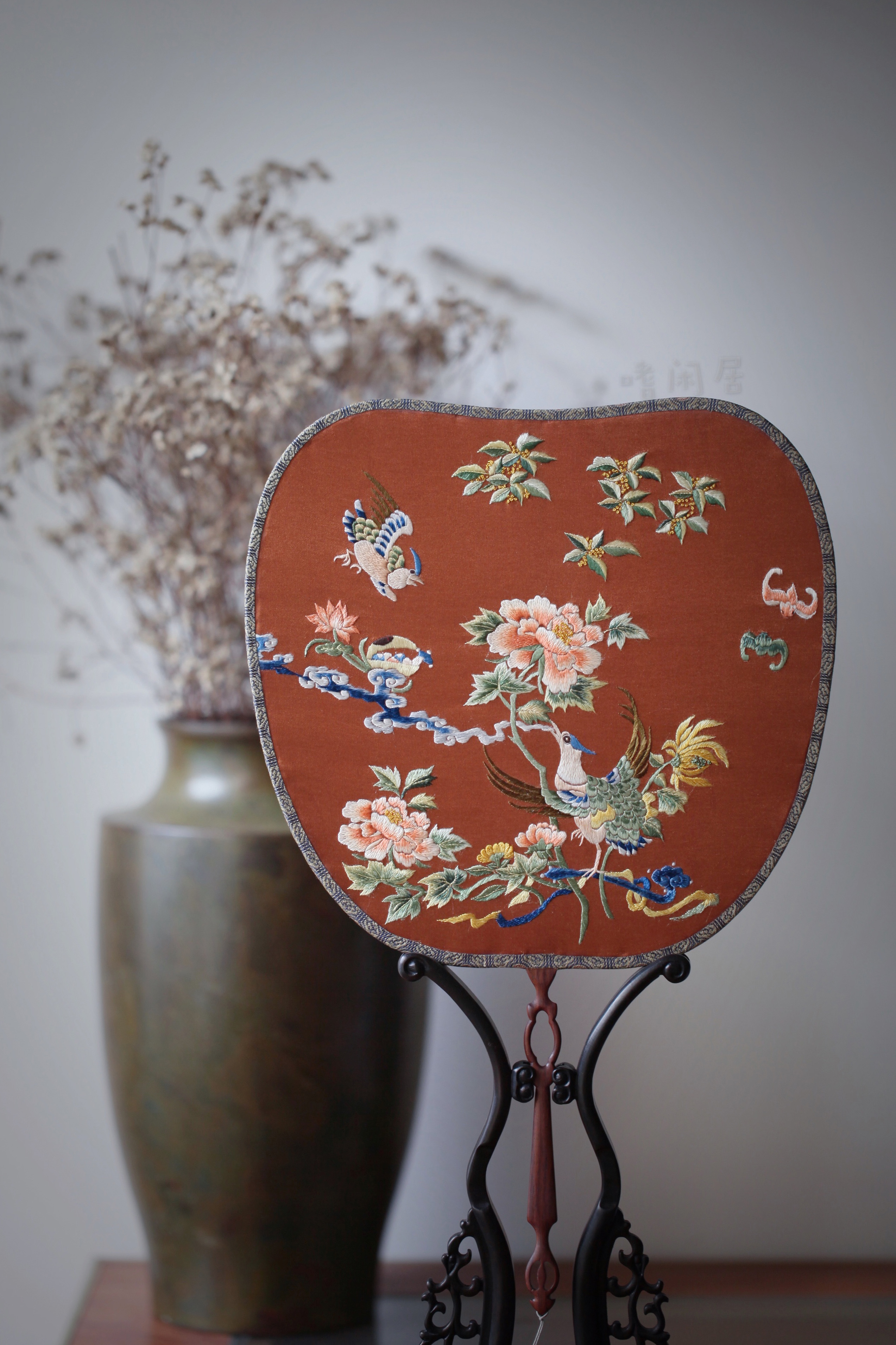 The Idle Residence-embroidery and the rich and expensive tutuo group fan