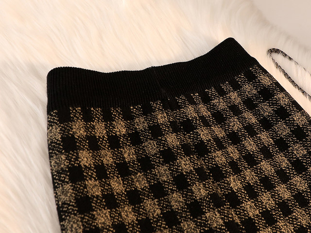 Knitted plaid skirt women 2022 autumn and winter new retro small mid-length slim straight one-step skirt