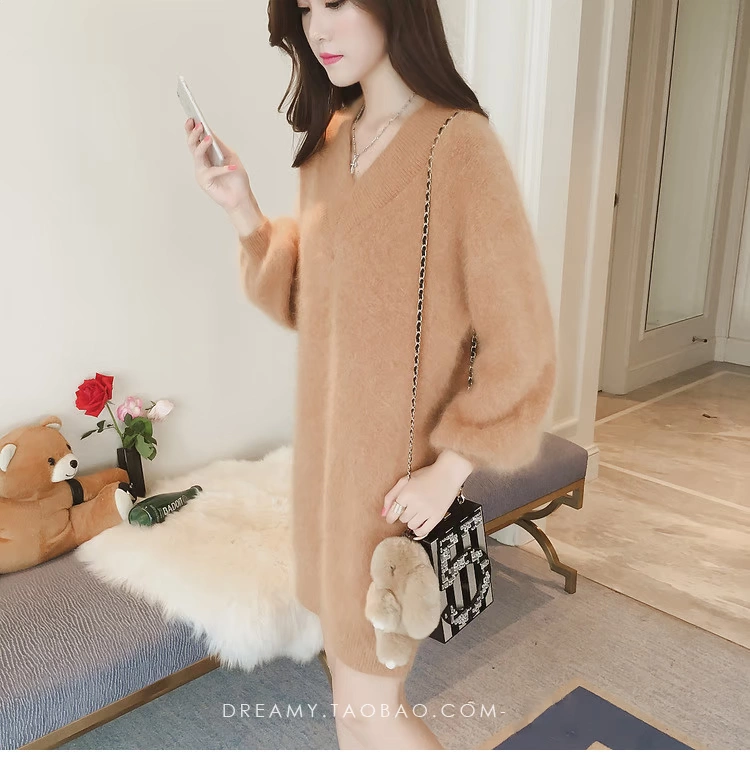 Áo len mùa thu đông 2018 mới trong phần dài của chiếc váy cashmere tay dài cổ chữ V của áo len hippocampus áo len trắng