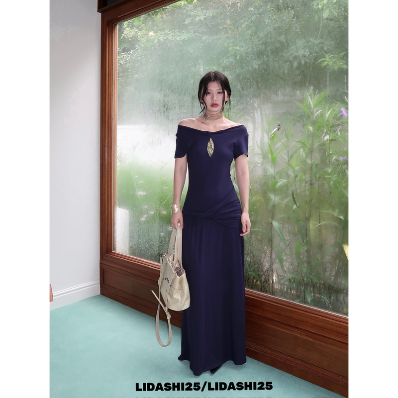 Lidashi25 Short-Sleeved Dress for Women, Navy Blue, Stylish, Simple, Work Clothing, One-Shoulder Dress