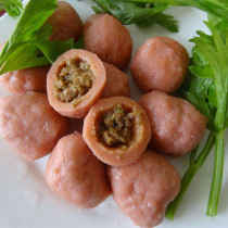 Take 3 packs of pistachio shrimp balls clear 1 catty of bulk hot pot pellet linen hot and savory pan Kanto cook strings of fragrant beans for a long time