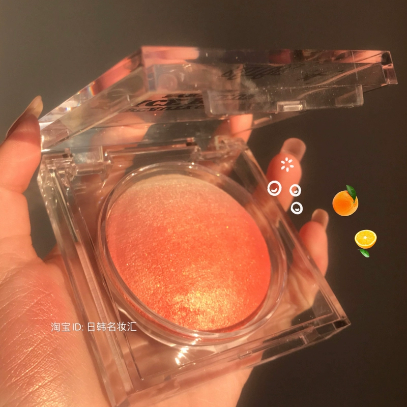 Đánh má hồng và highlight hai trong một! Cầu vồng đường lõi gradient nướng trứng đỏ mặt nhỏ cô gái tươi 3 màu có sẵn - Blush / Cochineal