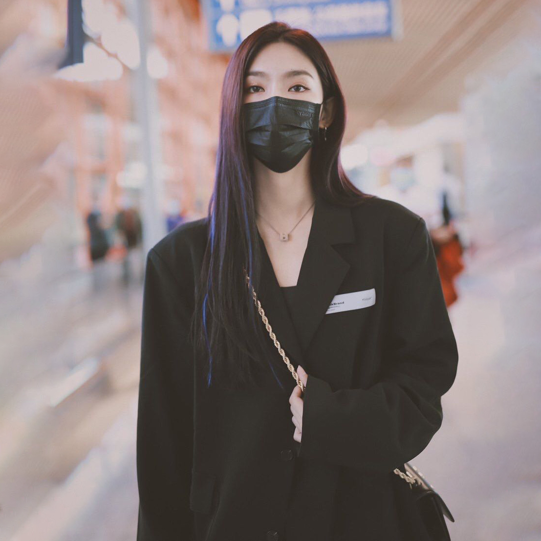 Zeng Connie's same senior suit coat oversize Han Edition Han Lao-bang street red hundred suit girl