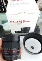 Samyang 85mm portrait lens 85mmF1 4 mainland licensed