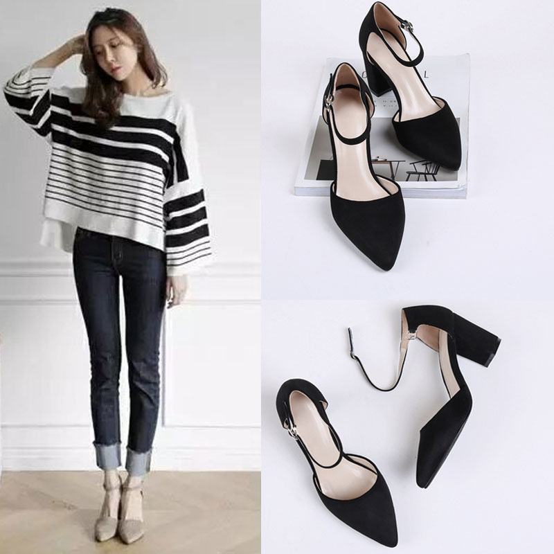 Small fresh high heels girls 2019 spring new one-word buckle French pointed shoes students wild thick heels women's shoes