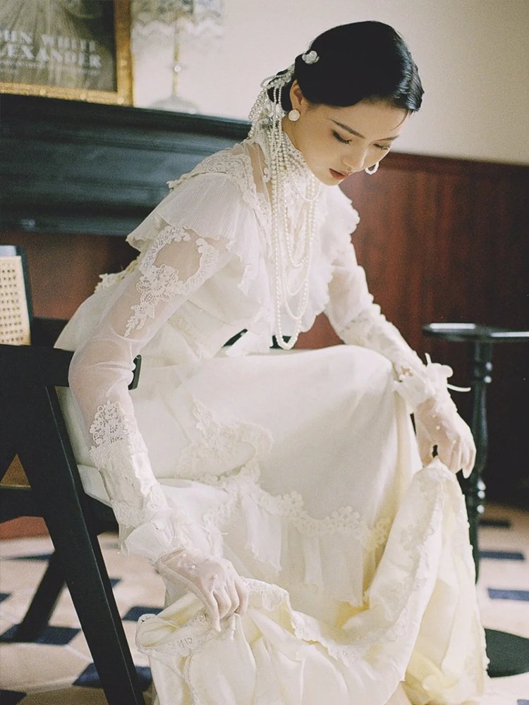 Retro classic lace wedding dress suitable for photo sessions, 80 years, long sleeve, french style, lace dress Retro classic lace wedding dress suitable for photo sessions, 80 years, long sleeve, french style, lace dress