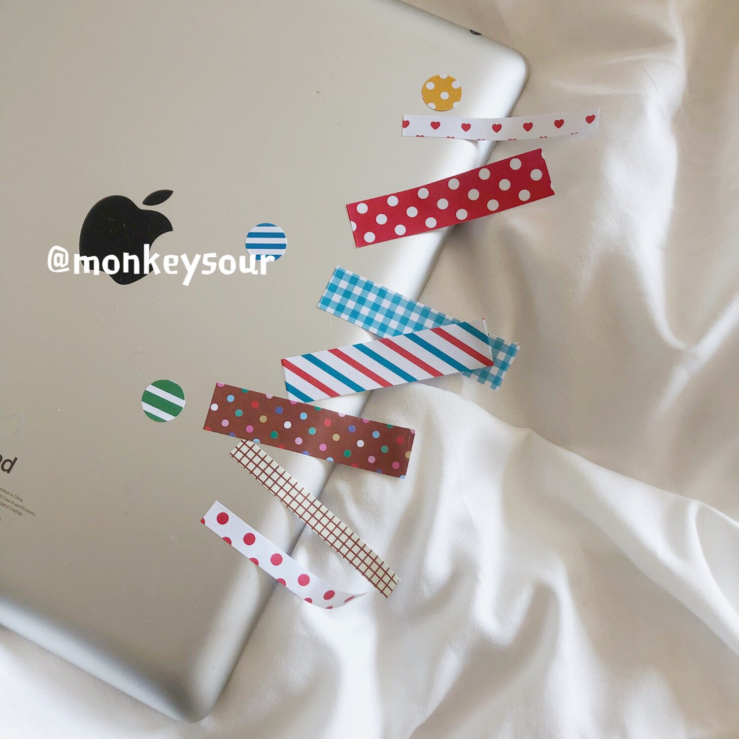 Small dot 27 color tape stickers Handaccount Welfare Handmade Diary and paper tape