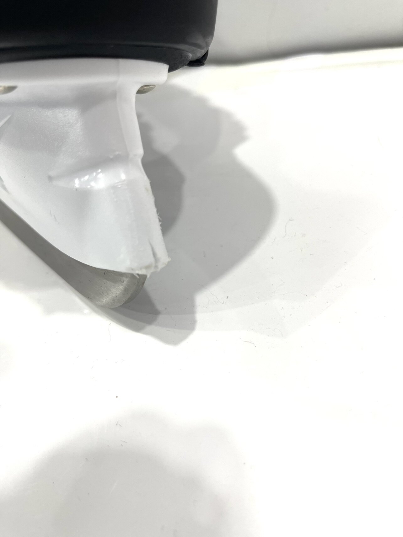 Коньки 库存瑕疵冰刀鞋 处理冰球刀鞋 成人儿童冰刀鞋 入门级球刀