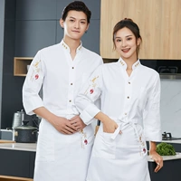 Белый лонгслив, фартук