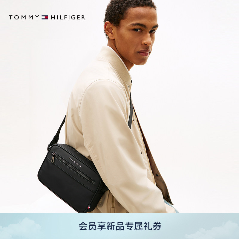 [Gift] Tommy26 New Spring and Summer Men's Casual Work Clothing Metal Letter Shoulder Crossbody Bag Camera Bag