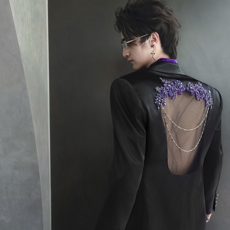 Shangjie Design Black and Purple Suit Male Group Performance Outfit Series Suit with Hollow Back Stage Original Design Shangjie Design Black and Purple Suit Male Group Performance Outfit Series Suit with Hollow Back Stage Original Design