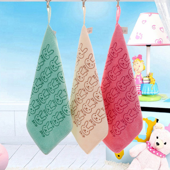 Small towel is softer and more absorbent than pure cotton. Infant and toddler face wash household square towel for children and kindergarten.