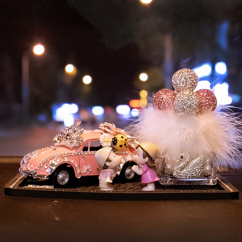 Car interior trim emblared car perfume goddess upscale fragrant lavender creative pretty mid-control dins net red