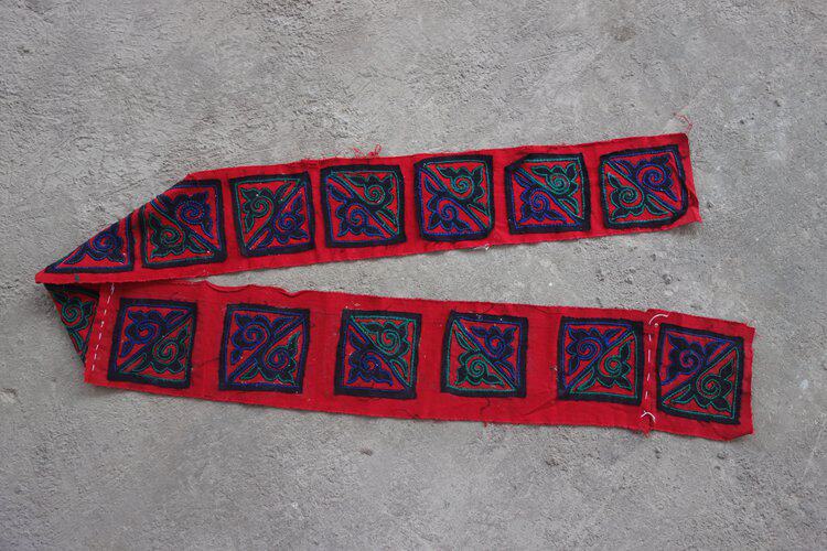 Hominin Sonic Cabinet Seeking to know Phonic Whirlpool Embroidered handmade cloth with embroidered whole strips 151 *11cm 14 Dot b-6048