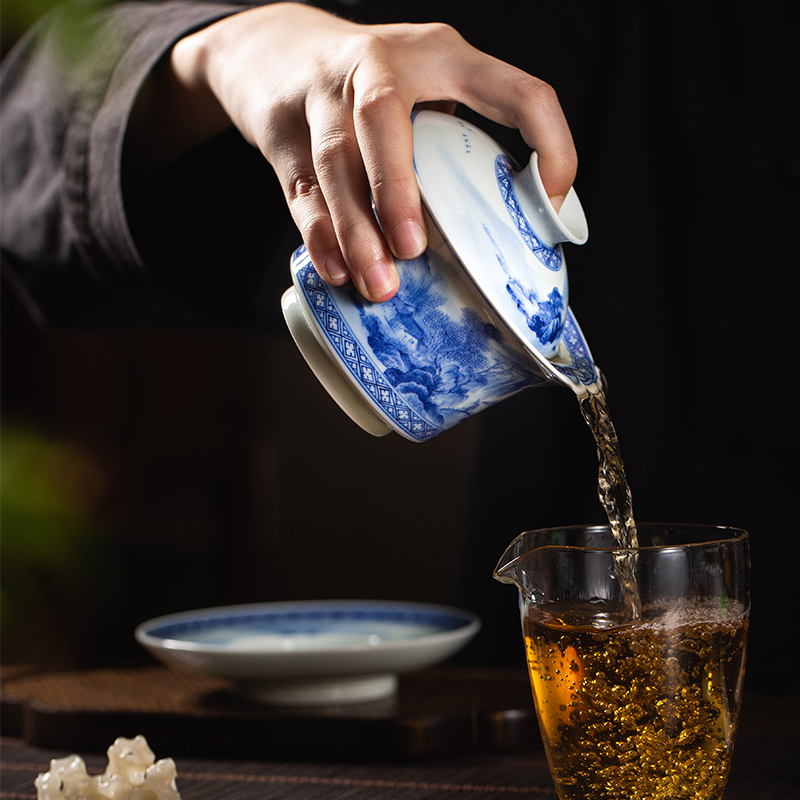 Macro sets hin jingdezhen tureen hand - drawn work full of blue and white landscape three to make tea tureen white porcelain cups in large bowl