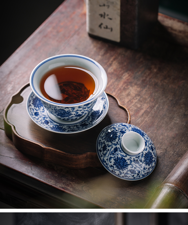 Only three tureen jingdezhen tea set manually ceramic cups hand - made painting of the blue and white lotus flower bowl with single firewood