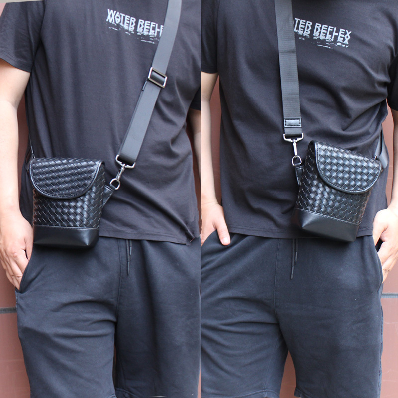 2026 New Woven Men's Bag, Lightweight Portable Mini Bag, Trendy Brand Genuine Leather Men's Phone Bag, Single Shoulder Crossbody Bag