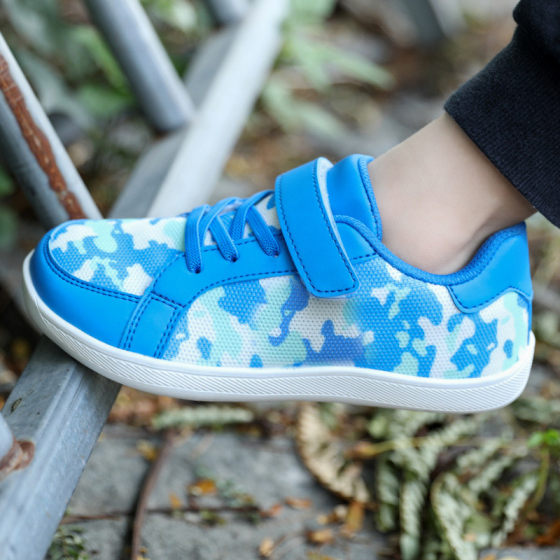 新款儿童跨境宽楦赤足鞋男童透气防滑运动鞋女童户外娱乐休闲鞋