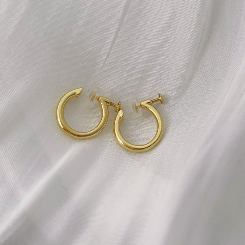 Pure silver gilded all-in-one painless spiral ear clip woman without earbugling loop ear button High sense small crowdsourced minimalist design