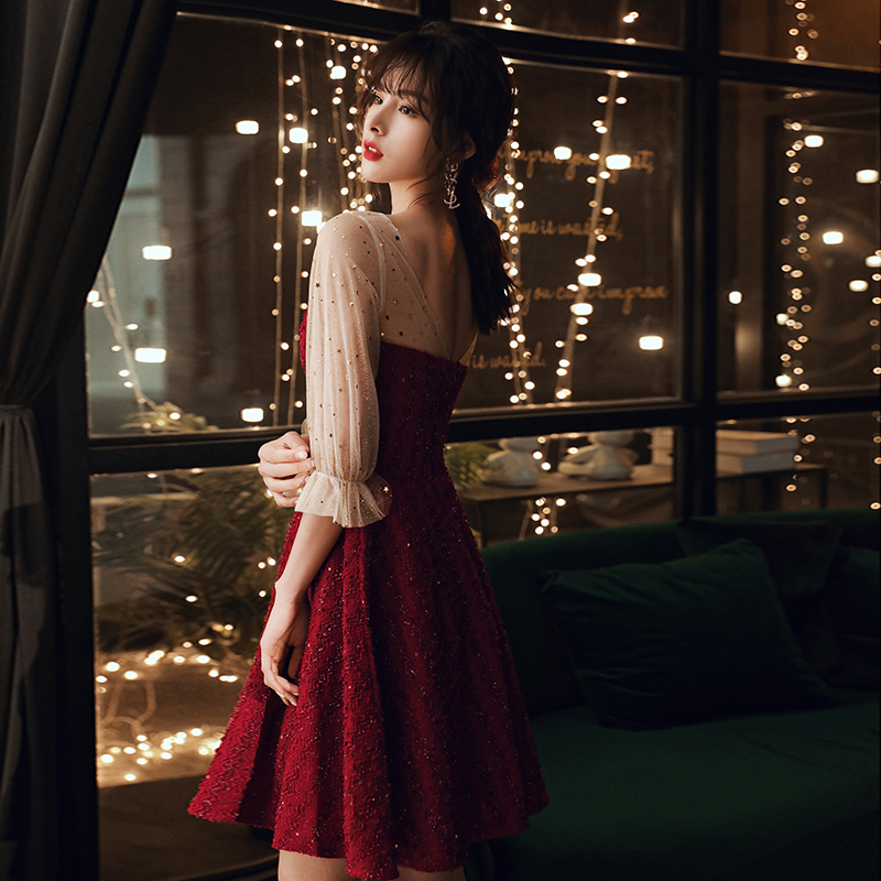 Rượu vang đỏ buổi tối ăn mặc váy thường có thể mặc tiệc khí ngắn tham gia trở lại cửa chiếc váy nữ nhỏ