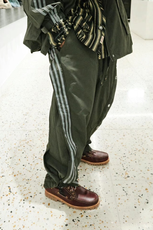 Haad Collaboration Model Fw23 Wasteland-Style Track Survey Work Casual Three-Stripe Snap-Button Side Panel Sports Pants