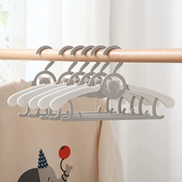 Светло -серый [не связанный висят]