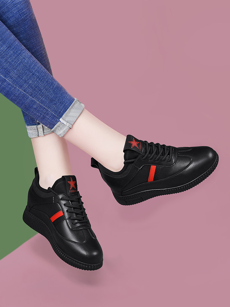 Leather plate shoes floor 2022 new spring and autumn sports leisure tourism soft soft soft soft shoes