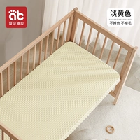 Светло-желтого