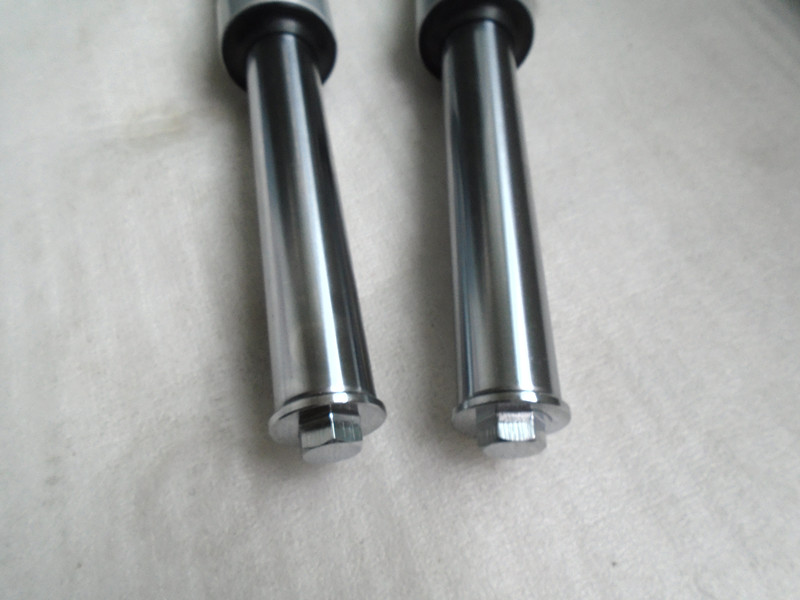 Qingqi Suzuki Scooter Siêu QS150T Huacai QS125T-A trước shock absorber phía trước ngã ba giảm xóc phuộc nhún xe wave