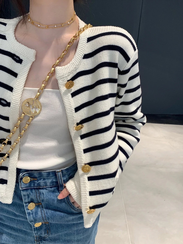 Gold Button Color-Block Striped Round Neck Chanel-Style Knitted Cardigan for Women, Autumn French Loose Short Sweater Jacket