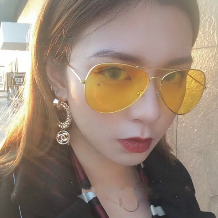 2018 Korean couple new glasses transparent sunglasses trendy female aviator yellow Harajuku wind toad sunglasses male