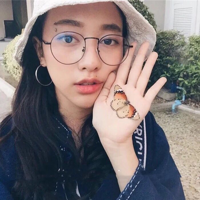 Net red in star with the same retro art circular metal glasses frame male large frame with flat glasses female