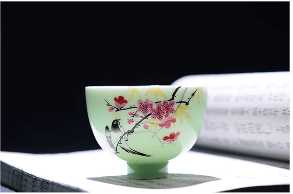 Hand made tea sets jingdezhen blue glaze glaze color painting of flowers and a cup of tea cups on single CPU master cup JinHe sample tea cup