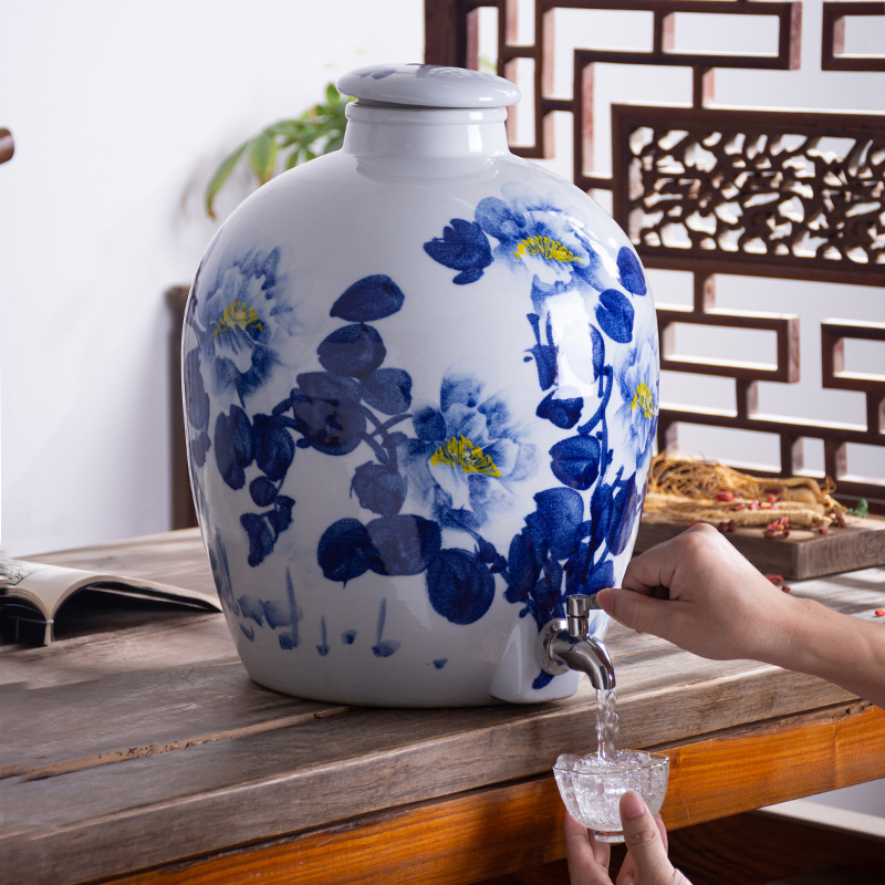 Mercifully jars wine bottle of blue and white porcelain of jingdezhen ceramics 20 jins 30 jins of 50 pounds with leading wine wine jar jar