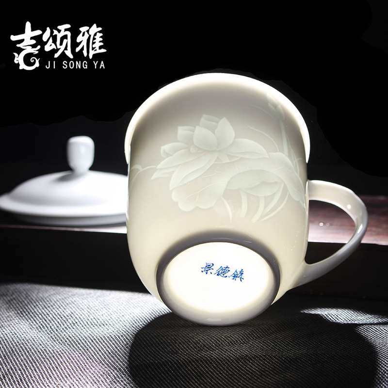 Ceramic cups water glass tea cup cup boss of jingdezhen Ceramic cup brought the gift box with lid