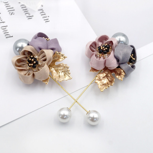 Korean one-word brooch imitation pearl grand fabric flower corsage silk scarf button coat pin button cardigan accessories for women