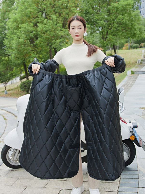 Winter Electric Motorcycle Windproof Apron, Windbreaker, Half Skirt, Leg and Knee Protectors, Thickened Rear Seat Windproof Cover Winter Electric Motorcycle Windproof Apron, Windbreaker, Half Skirt, Leg and Knee Protectors, Thickened Rear Seat Windproof Cover
