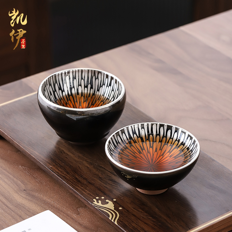 Jianyang sharply glaze coppering. As YinJian lamp that pure manual trace silver tea oil droplets flowers, iron tire ceramic tea cup tea cups